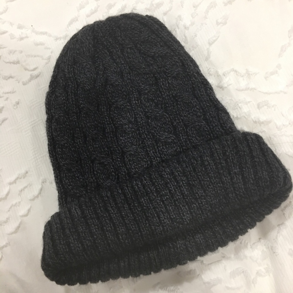 Dark grey knit beanie